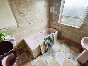 Bathroom- click for photo gallery